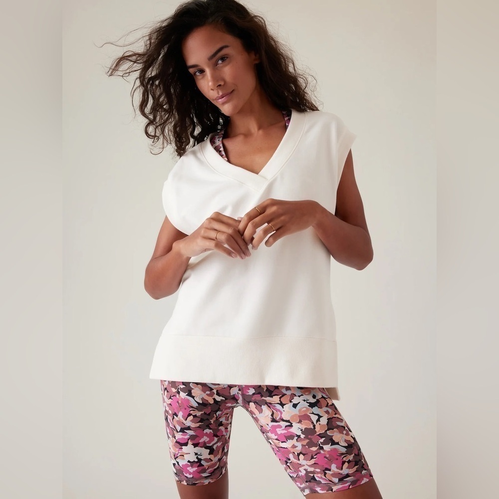 Athleta Retroterry V Neck Sweatshirt Tee in Magnolia White, Size XS